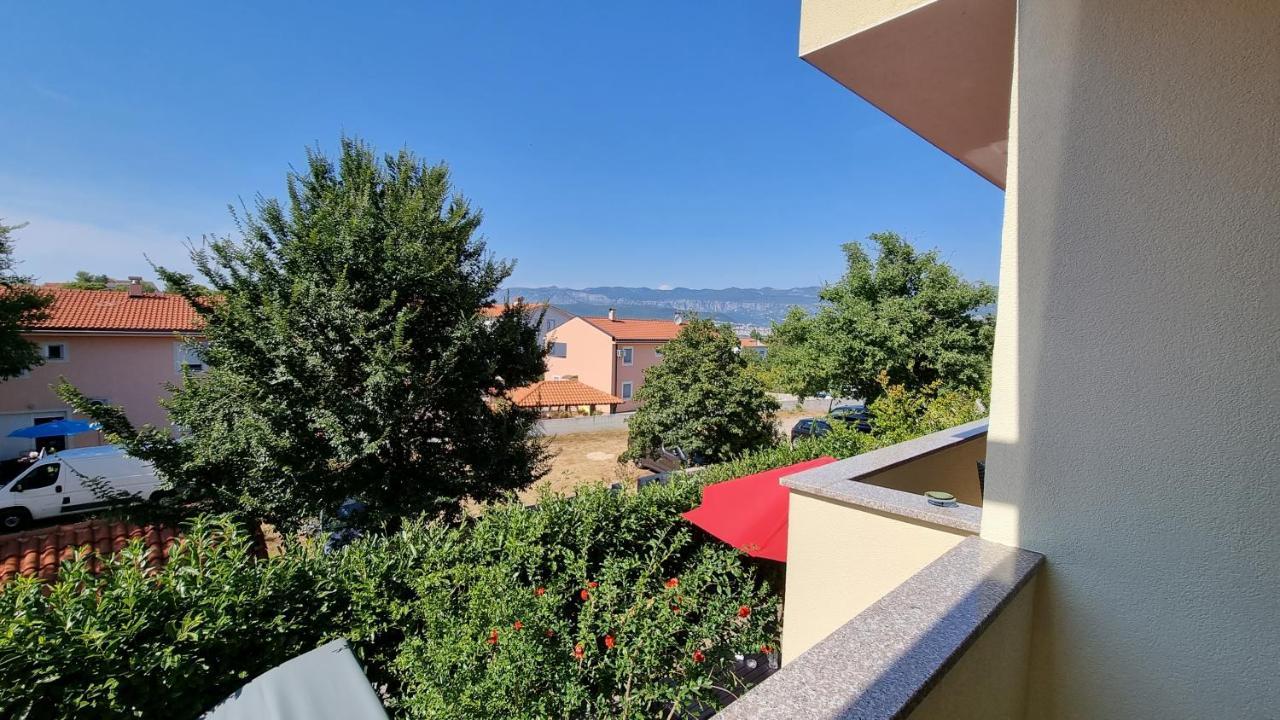 Apartments Bellator Šilo Esterno foto