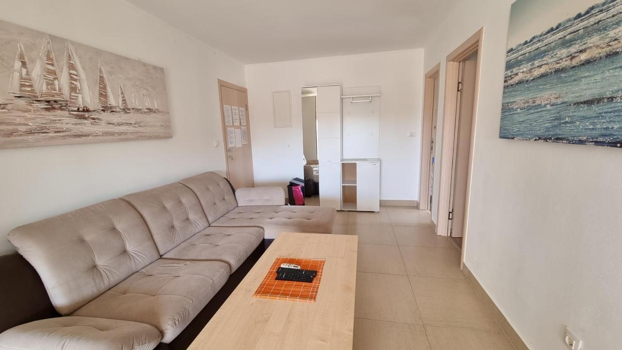Apartments Bellator Šilo Esterno foto