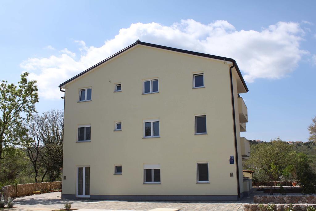 Apartments Bellator Šilo Esterno foto