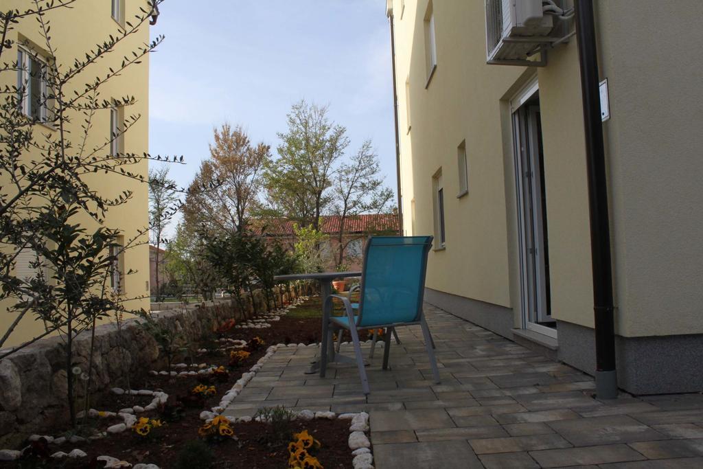 Apartments Bellator Šilo Esterno foto