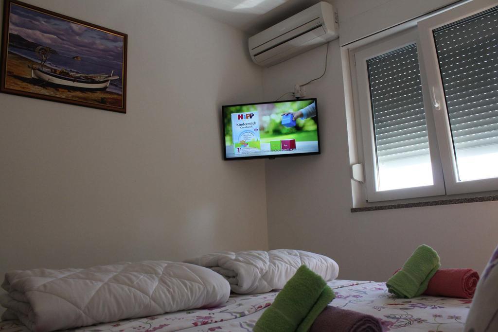Apartments Bellator Šilo Esterno foto