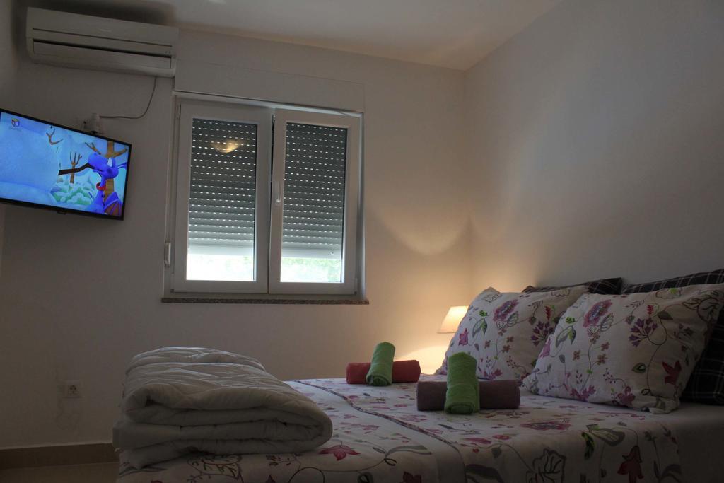 Apartments Bellator Šilo Esterno foto