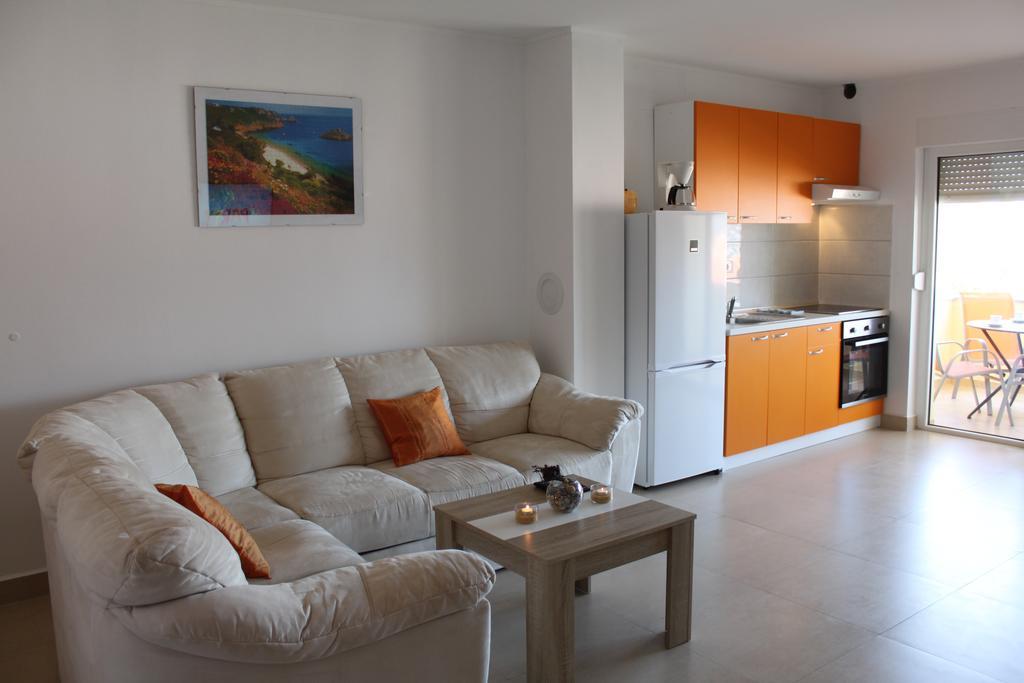 Apartments Bellator Šilo Esterno foto