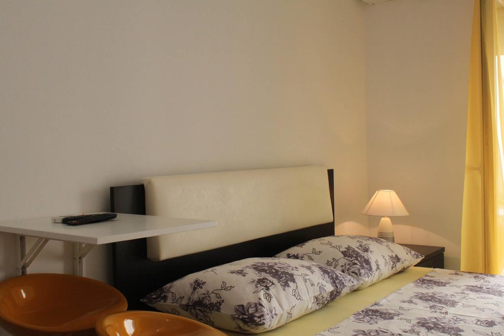 Apartments Bellator Šilo Esterno foto